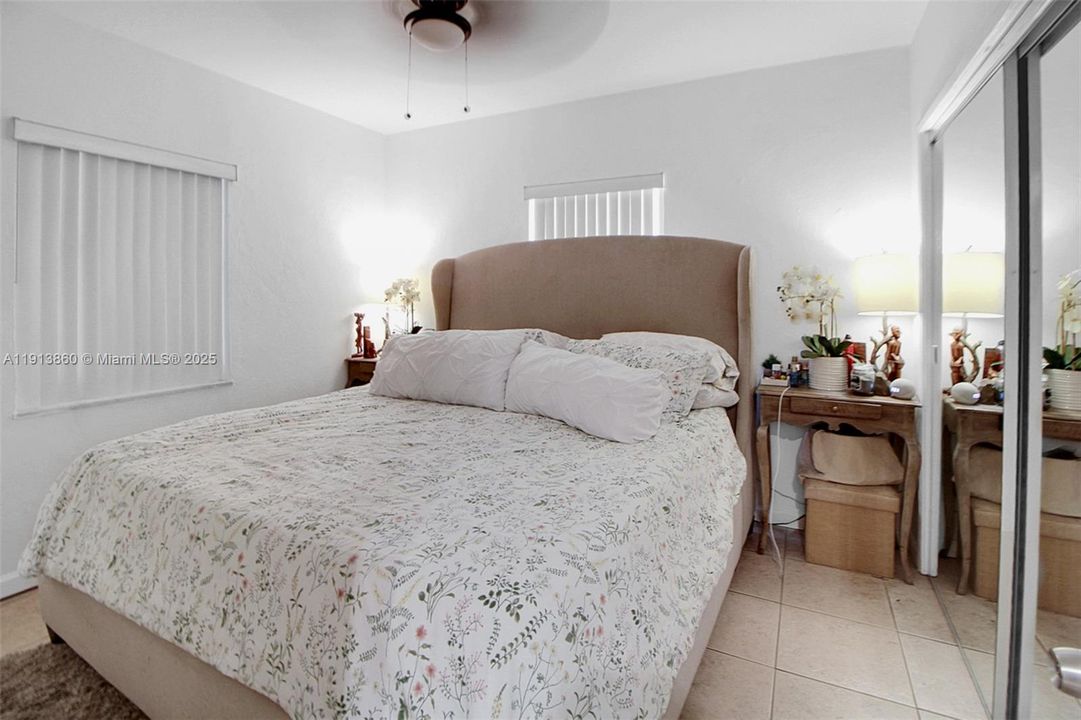 待售: $750,000 (0 贝兹, 0 浴室, 1716 平方英尺)