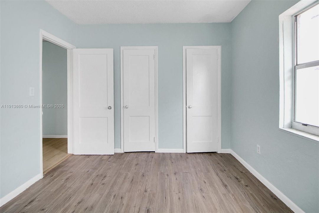 待售: $750,000 (0 贝兹, 0 浴室, 1716 平方英尺)