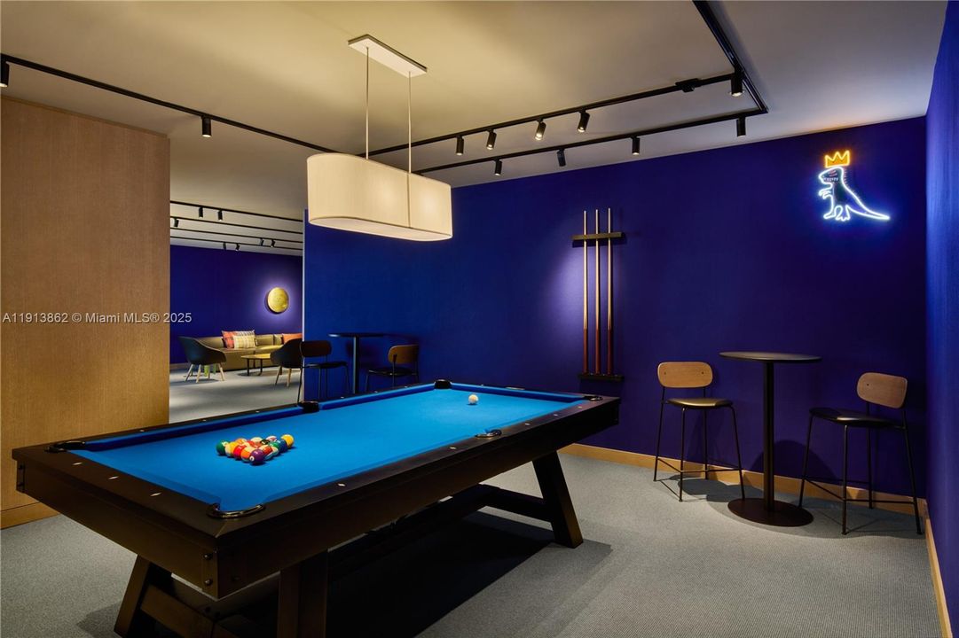 For Rent: $13,000 (1 beds, 1 baths, 1110 Square Feet)