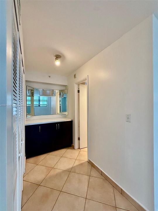 For Rent: $3,400 (2 beds, 2 baths, 1228 Square Feet)