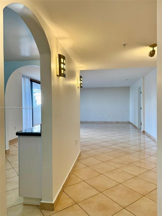 For Rent: $3,400 (2 beds, 2 baths, 1228 Square Feet)