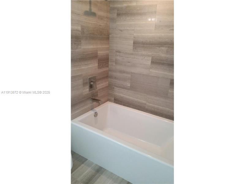 For Sale: $410,000 (0 beds, 1 baths, 420 Square Feet)