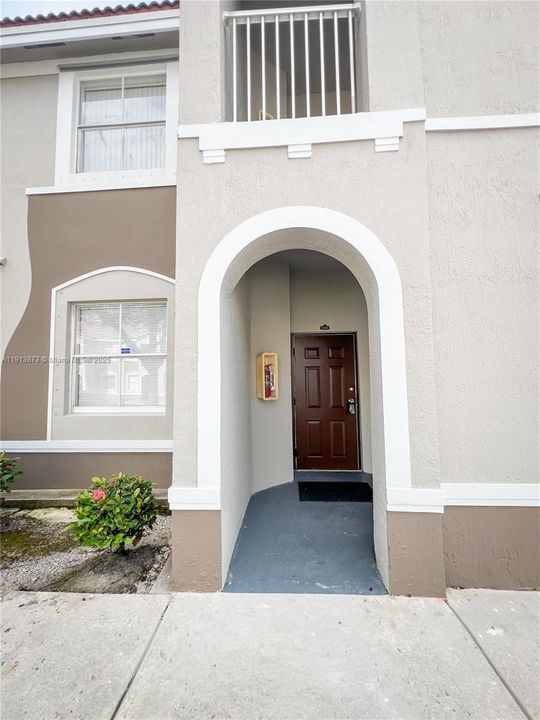 待售: $265,000 (3 贝兹, 2 浴室, 1166 平方英尺)