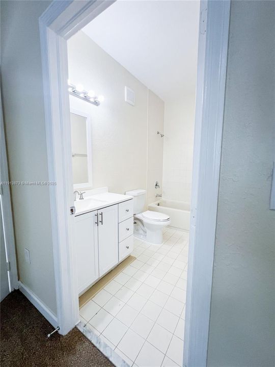 待售: $265,000 (3 贝兹, 2 浴室, 1166 平方英尺)