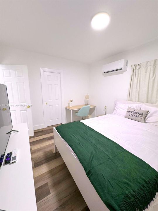 待售: $675,000 (3 贝兹, 3 浴室, 1181 平方英尺)