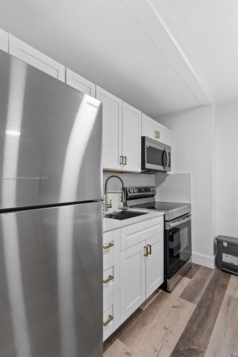 待售: $675,000 (3 贝兹, 3 浴室, 1181 平方英尺)