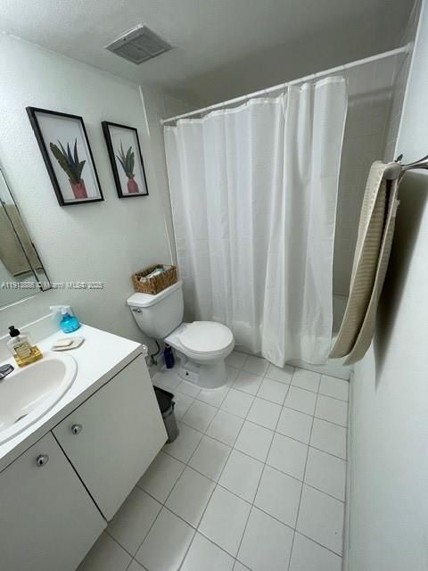 For Sale: $189,000 (2 beds, 2 baths, 1210 Square Feet)