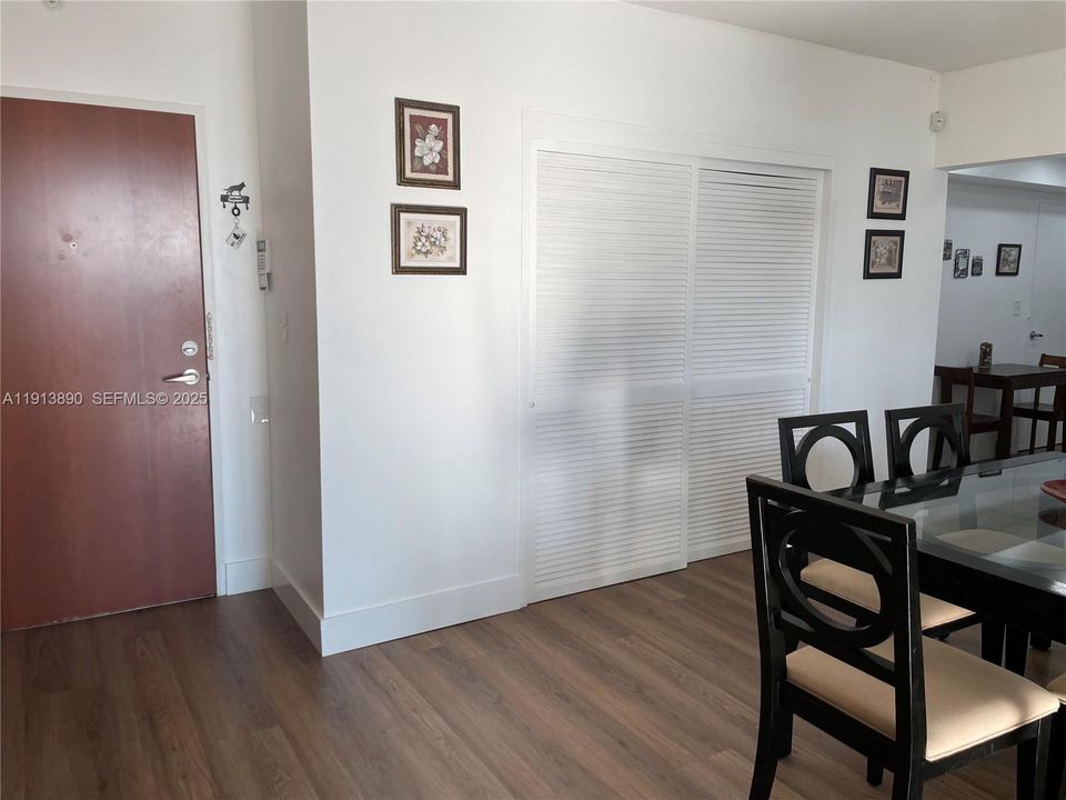 En Renta: $3,850 (1 camas, 1 baños, 812 Pies cuadrados)