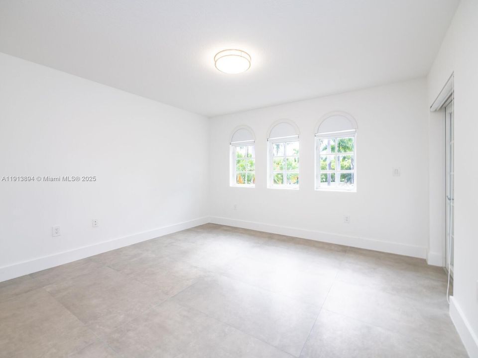 En Renta: $13,995 (4 camas, 4 baños, 3250 Pies cuadrados)