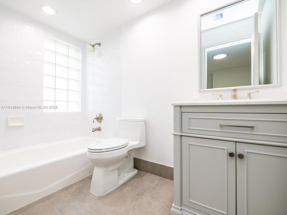 En Renta: $13,995 (4 camas, 4 baños, 3250 Pies cuadrados)