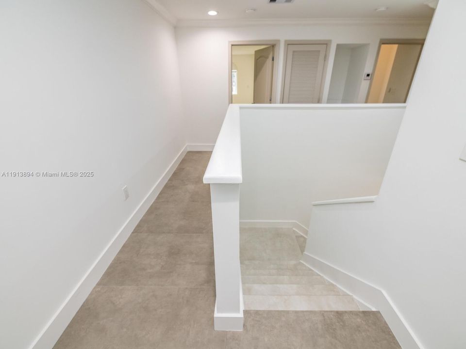 En Renta: $13,995 (4 camas, 4 baños, 3250 Pies cuadrados)