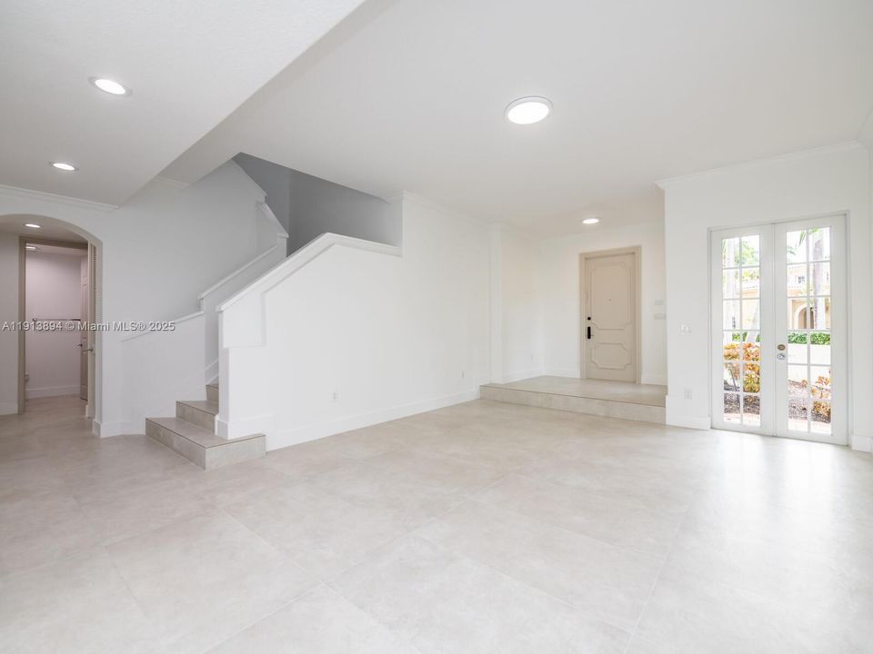 En Renta: $13,995 (4 camas, 4 baños, 3250 Pies cuadrados)