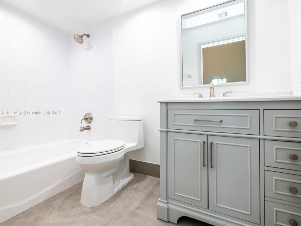 En Renta: $13,995 (4 camas, 4 baños, 3250 Pies cuadrados)