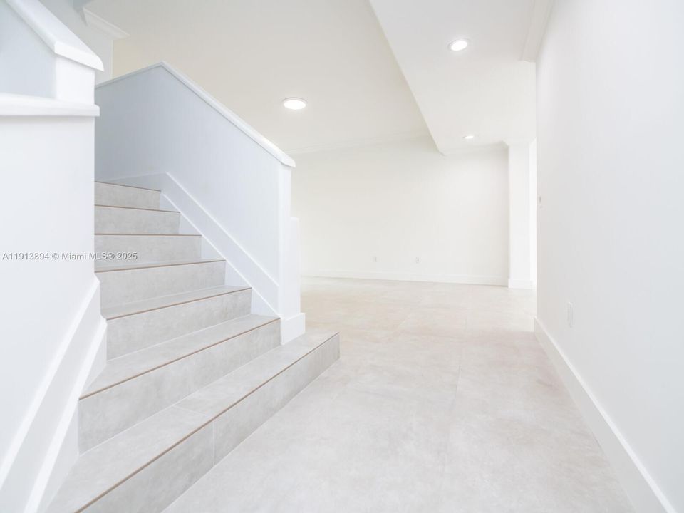 En Renta: $13,995 (4 camas, 4 baños, 3250 Pies cuadrados)