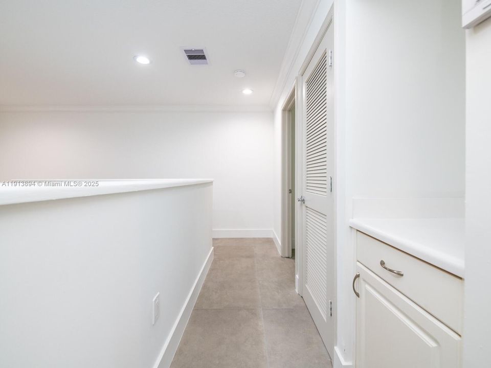 En Renta: $13,995 (4 camas, 4 baños, 3250 Pies cuadrados)