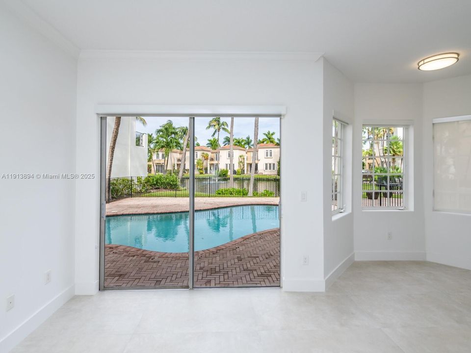 En Renta: $13,995 (4 camas, 4 baños, 3250 Pies cuadrados)