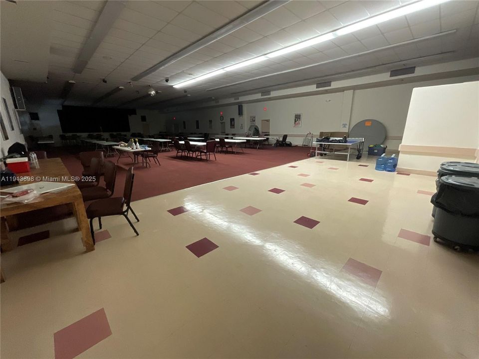 待售: $134,900 (2 贝兹, 2 浴室, 1000 平方英尺)