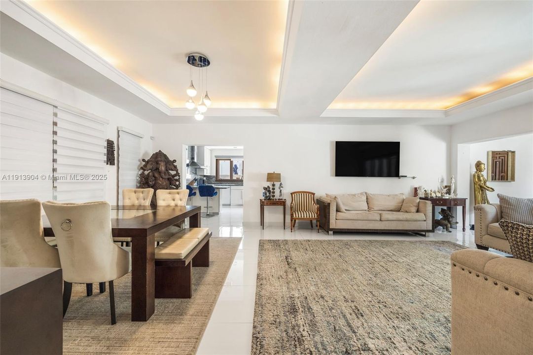 待售: $2,900,000 (5 贝兹, 3 浴室, 0 平方英尺)