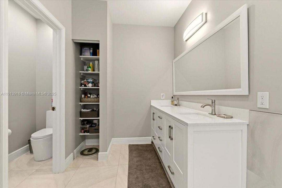 待售: $799,900 (3 贝兹, 2 浴室, 1750 平方英尺)