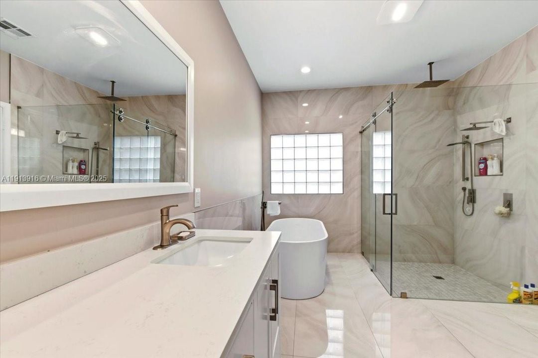 待售: $799,900 (3 贝兹, 2 浴室, 1750 平方英尺)