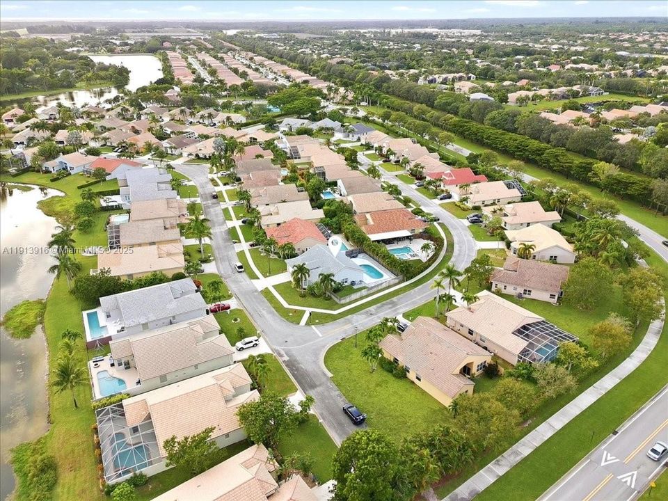 待售: $799,900 (3 贝兹, 2 浴室, 1750 平方英尺)