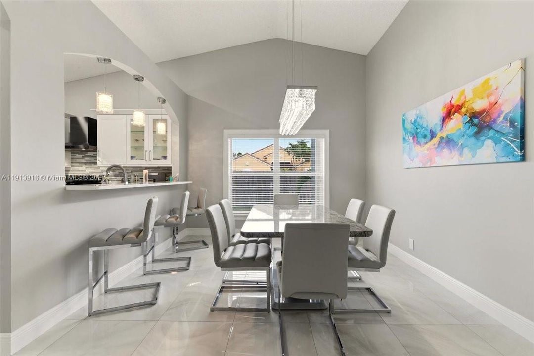 待售: $799,900 (3 贝兹, 2 浴室, 1750 平方英尺)