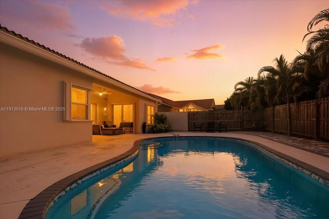 待售: $799,900 (3 贝兹, 2 浴室, 1750 平方英尺)