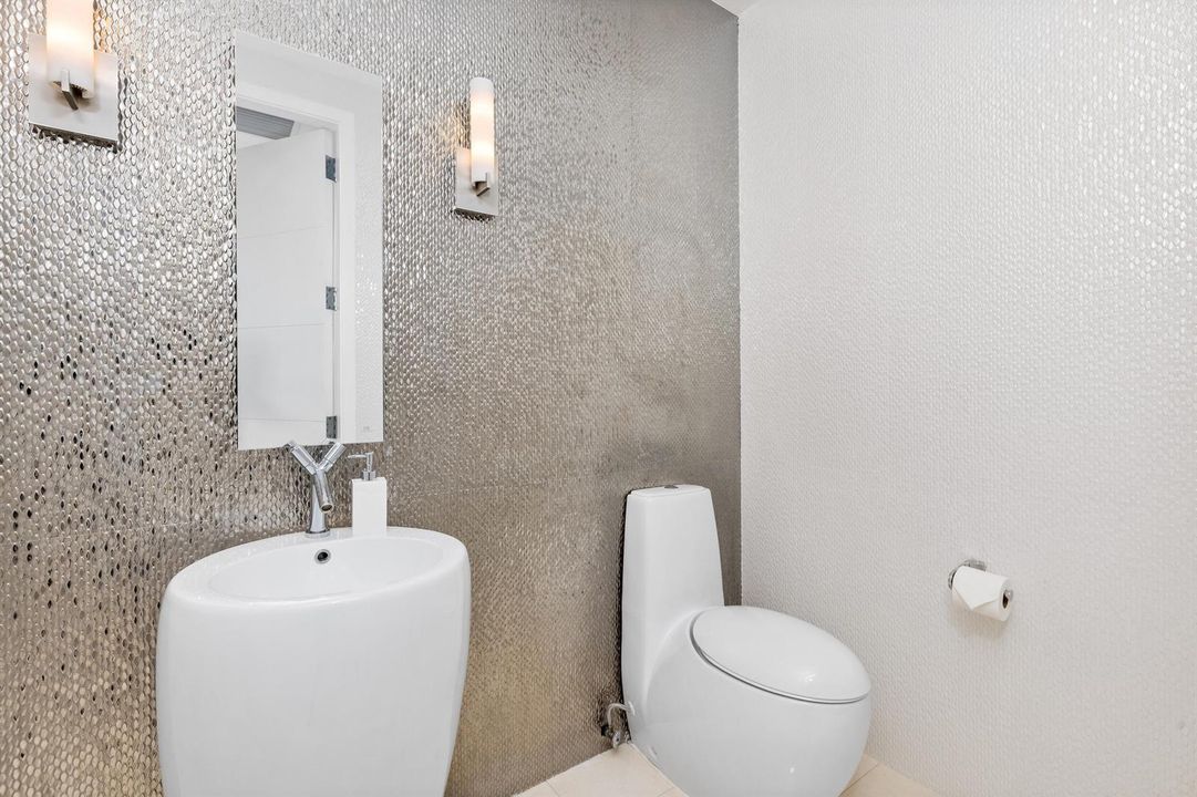 Powder room