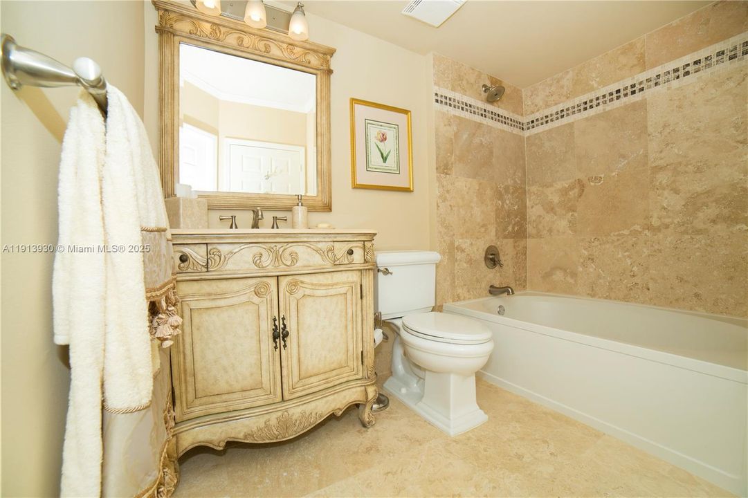 待售: $659,000 (2 贝兹, 2 浴室, 1116 平方英尺)