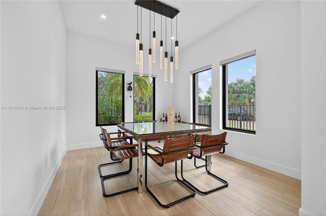 На продажу: $1,630,080 (3 спален, 3 ванн, 2602 Квадратных фут)