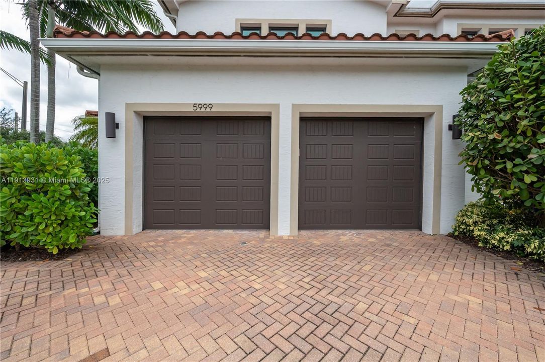 На продажу: $1,630,080 (3 спален, 3 ванн, 2602 Квадратных фут)