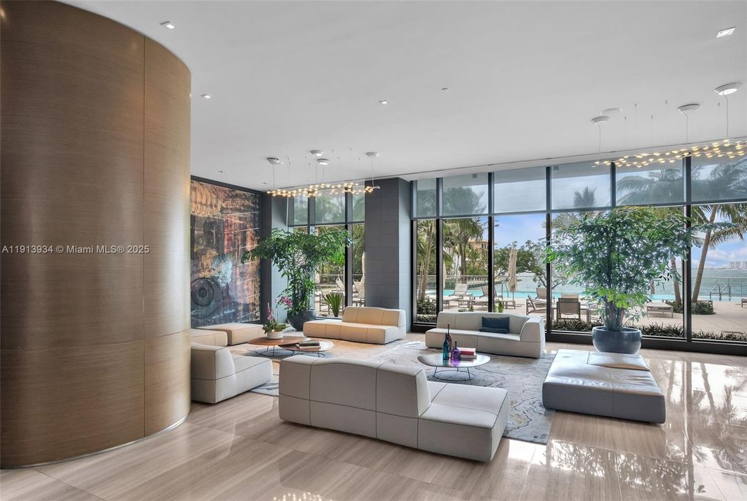 待售: $750,000 (2 贝兹, 2 浴室, 1095 平方英尺)