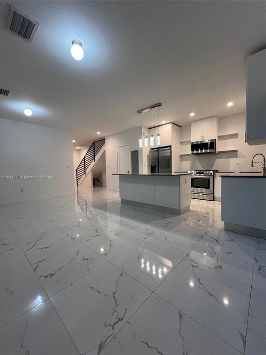 Active With Contract: $2,700 (3 beds, 2 baths, 1847 Square Feet)