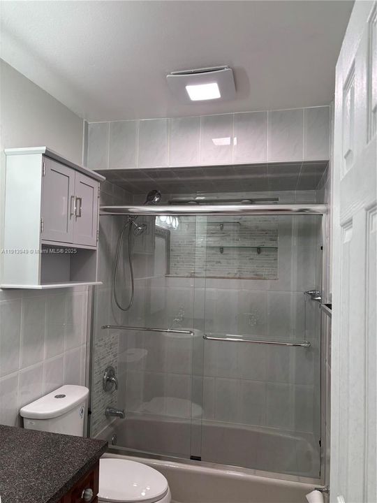 出租: $3,575 (4 贝兹, 2 浴室, 1608 平方英尺)