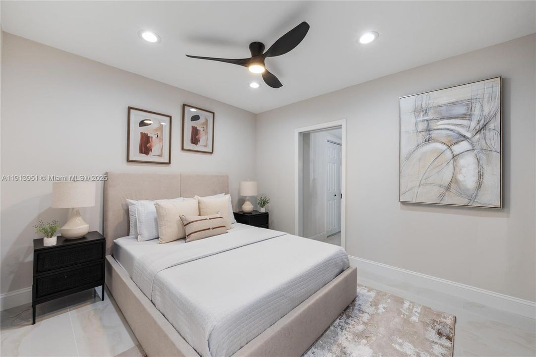 Active With Contract: $649,900 (3 beds, 3 baths, 1212 Square Feet)