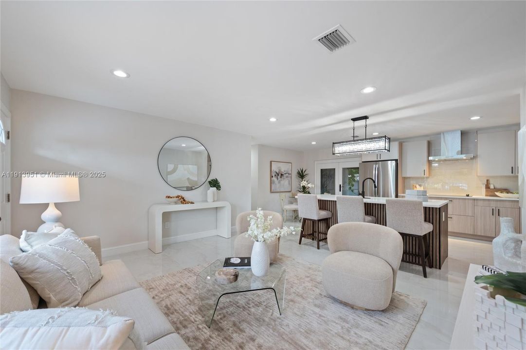 Active With Contract: $649,900 (3 beds, 3 baths, 1212 Square Feet)