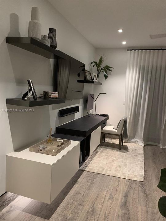 En Renta: $40,000 (5 camas, 3 baños, 4818 Pies cuadrados)