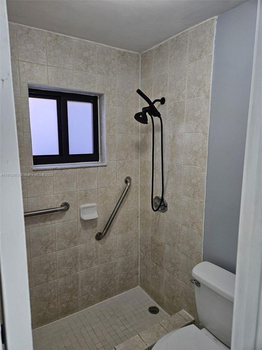 Active With Contract: $455,000 (3 beds, 2 baths, 1401 Square Feet)