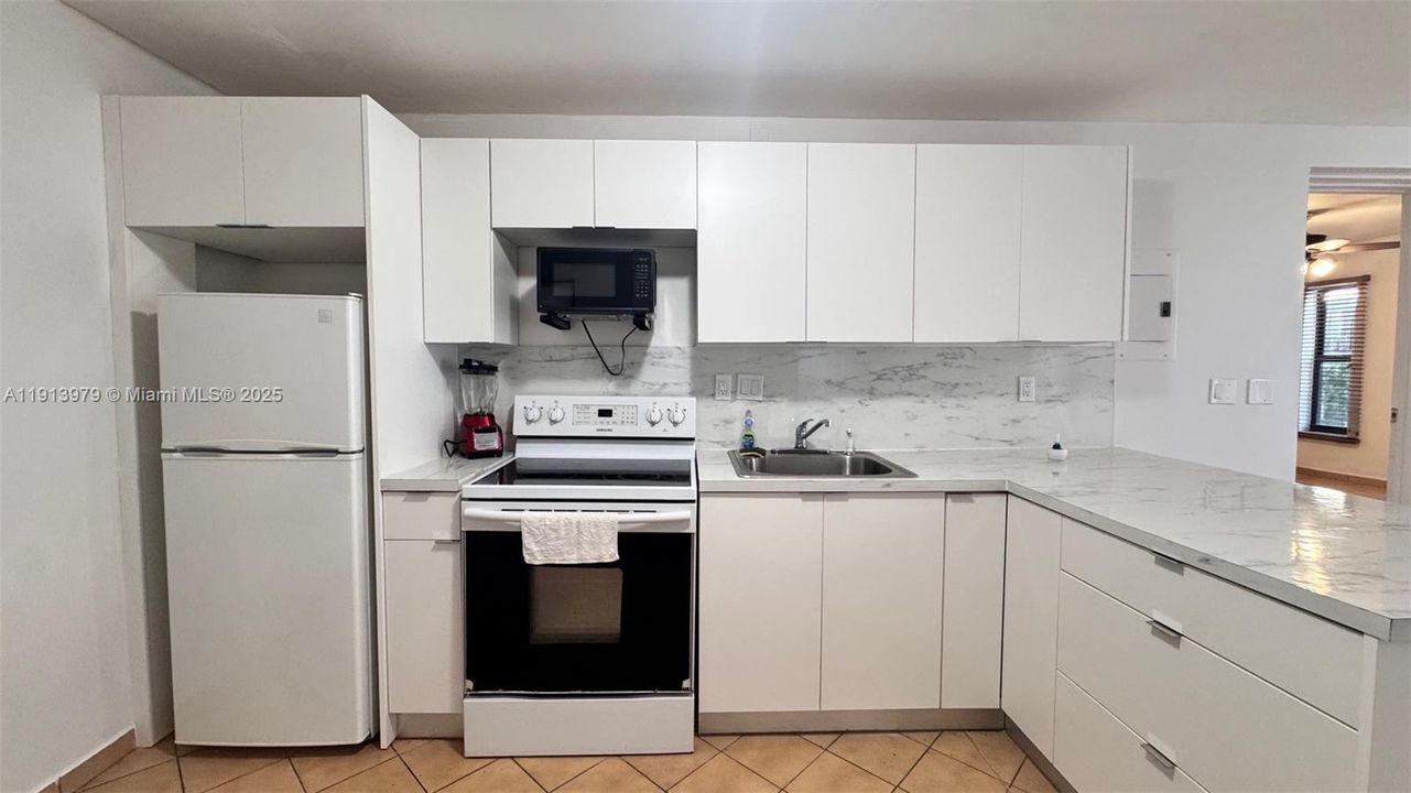 Active With Contract: $455,000 (3 beds, 2 baths, 1401 Square Feet)