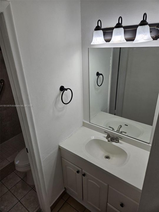 Active With Contract: $455,000 (3 beds, 2 baths, 1401 Square Feet)