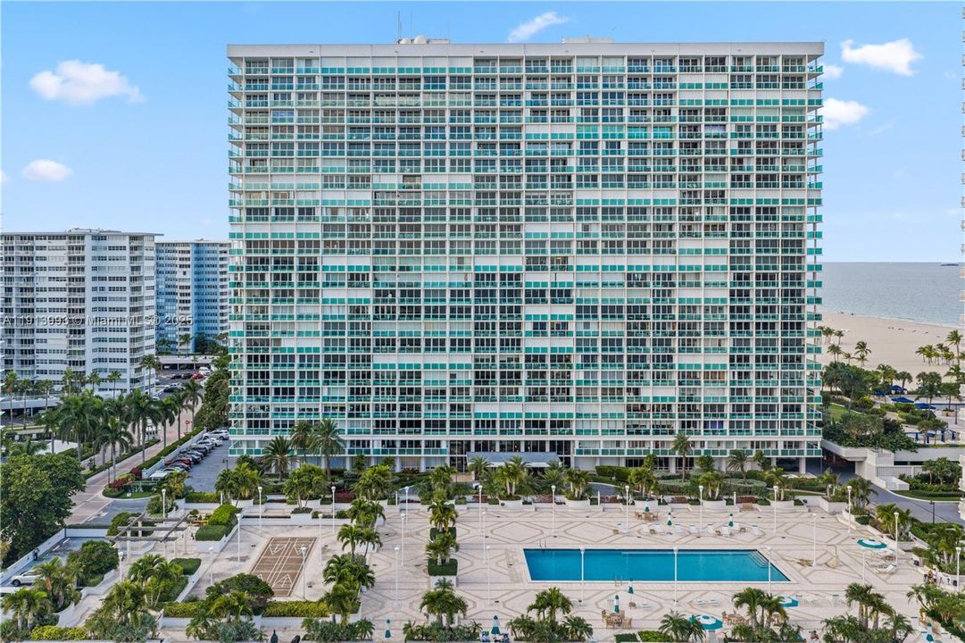 На продажу: $895,000 (2 спален, 2 ванн, 1513 Квадратных фут)