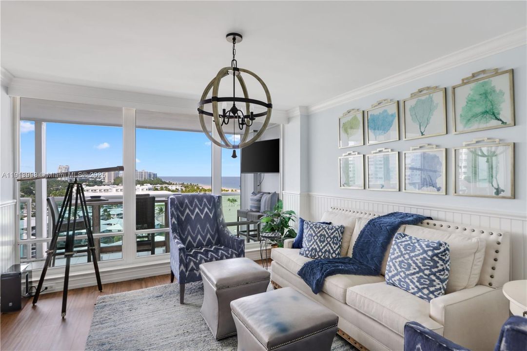 На продажу: $895,000 (2 спален, 2 ванн, 1513 Квадратных фут)