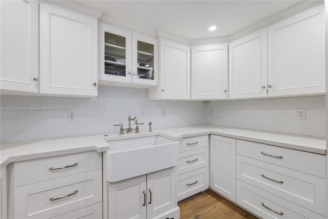 На продажу: $895,000 (2 спален, 2 ванн, 1513 Квадратных фут)