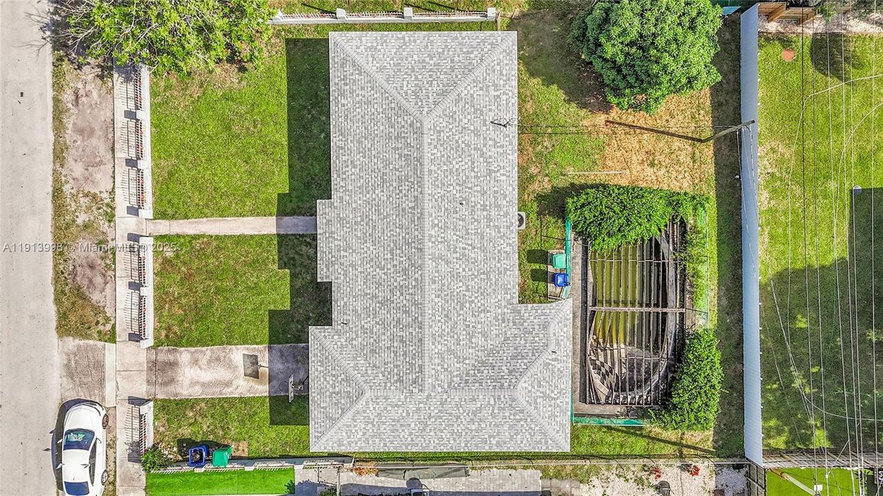 待售: $585,000 (4 贝兹, 2 浴室, 1718 平方英尺)