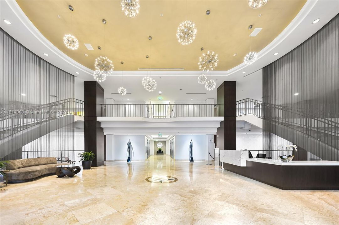 合同活跃: $3,400 (2 贝兹, 2 浴室, 1246 平方英尺)