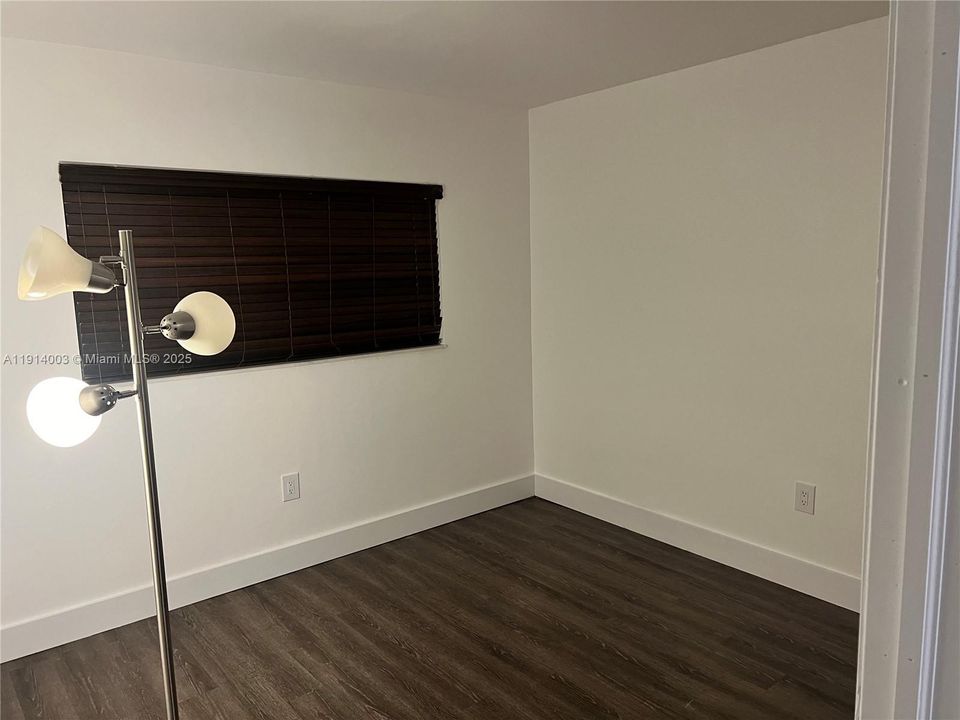 For Rent: $2,800 (3 beds, 2 baths, 1160 Square Feet)