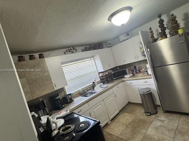 合同活跃: $385,000 (3 贝兹, 2 浴室, 1160 平方英尺)