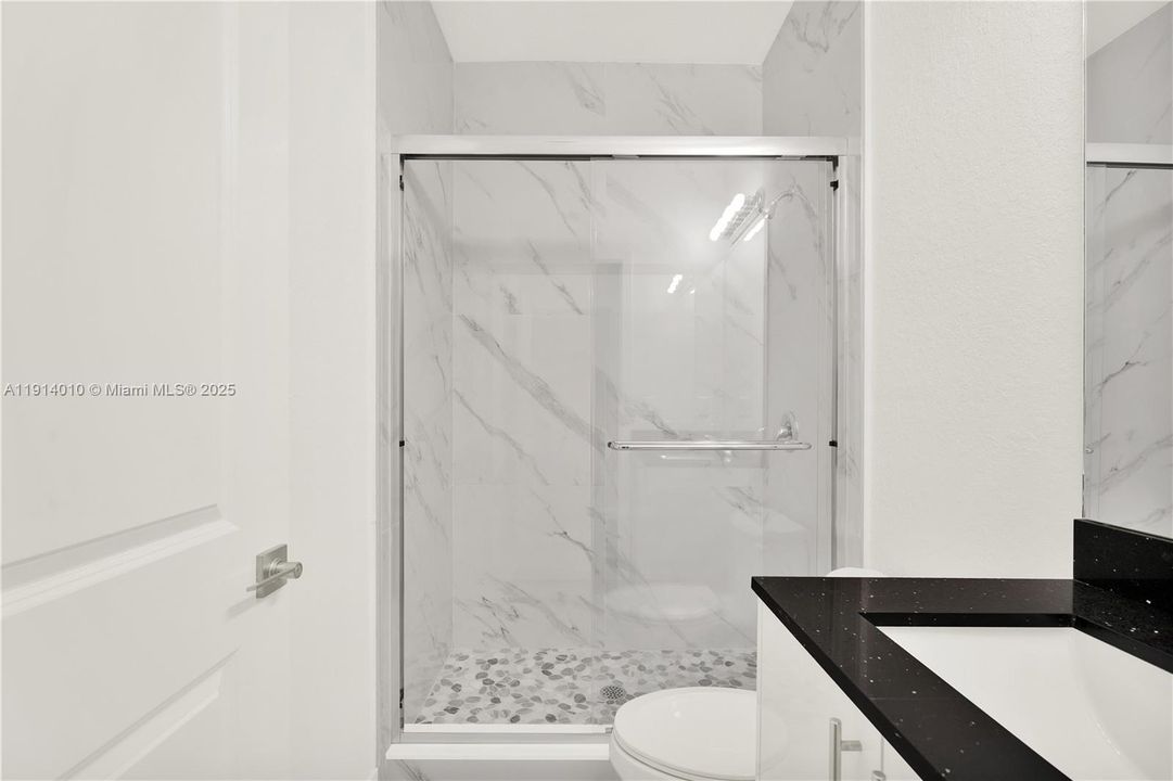 出租: $4,250 (5 贝兹, 4 浴室, 0 平方英尺)