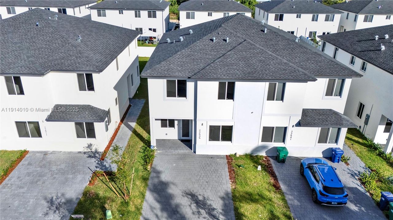 出租: $4,250 (5 贝兹, 4 浴室, 0 平方英尺)