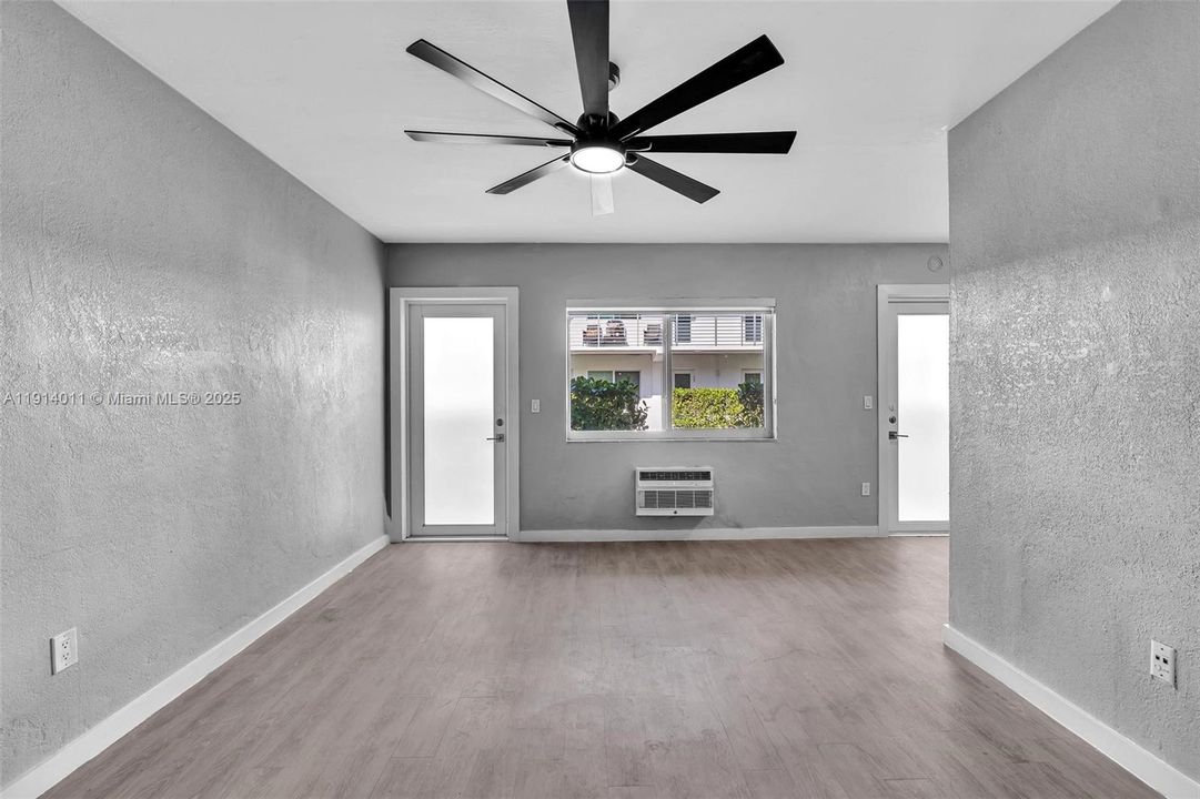 Recently Rented: $1,850 (1 beds, 1 baths, 650 Square Feet)